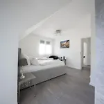 Weisses Haus Oststeinbek